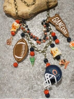 BOHO GAMEDAY CHICAGO BEARS CHARM’D FOOTBALL NECKLACE